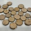 Holzscheiben mit Loch nicht lackiert ca. 30-40mm