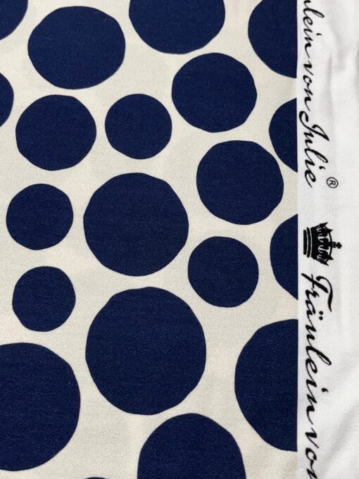 Viskose Crèpe Jersey Fräulein von Julie Big dots