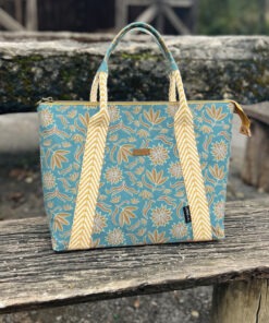 Canvas Retro Flowers Mint