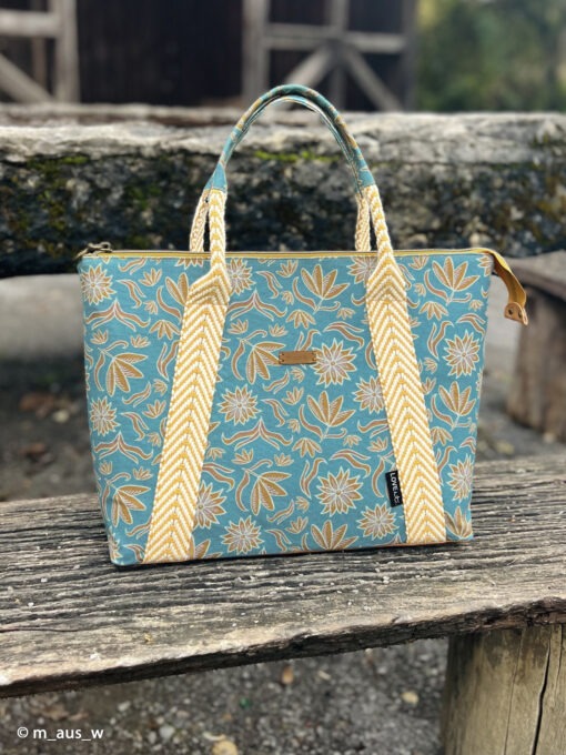 Canvas Retro Flowers Mint