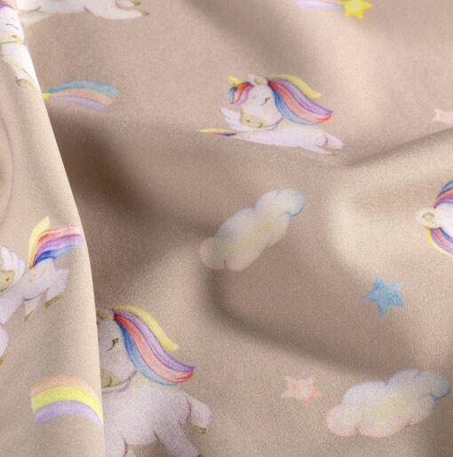 Softshell Einhorn mit Regenbogen